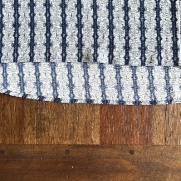 Vince Camuto Women's Blouse Blue, size L, Knit High Low Tunic with side tie - Picture 7 of 11